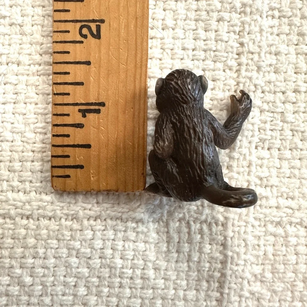 Schleich Baboon Child Monkey Figurine 14309‎ Waving 2002 Animal Miniature Safari